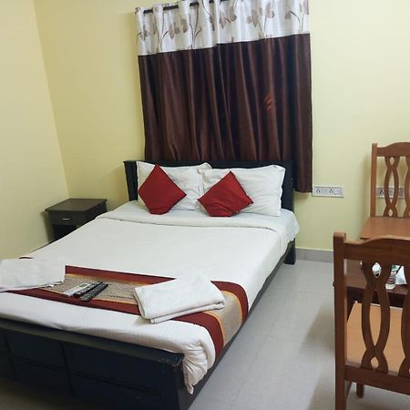 The Posh Residency, Ecr Bed & Breakfast Chennai Dış mekan fotoğraf