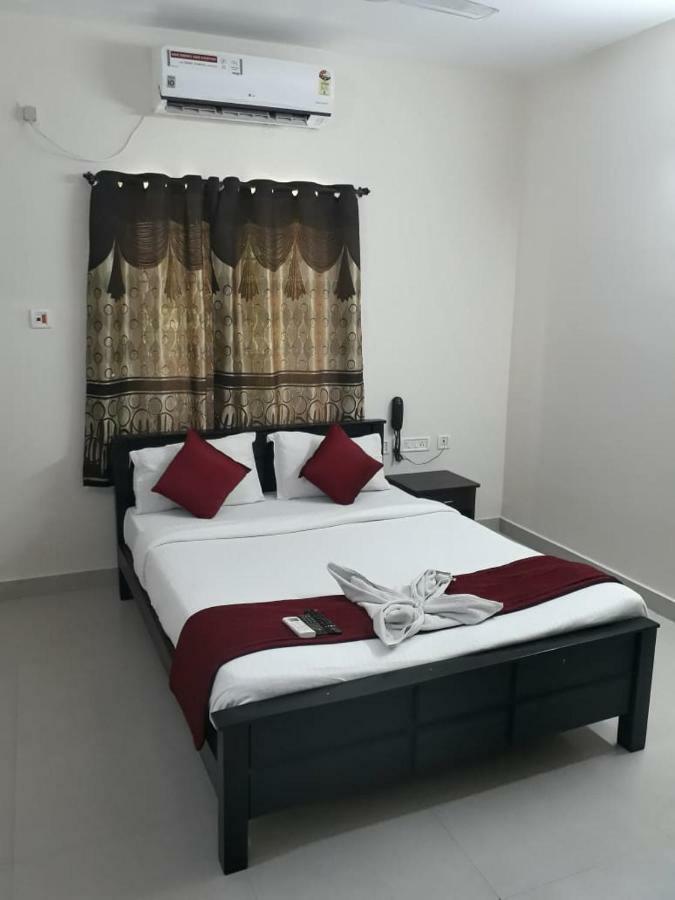 The Posh Residency, Ecr Bed & Breakfast Chennai Dış mekan fotoğraf