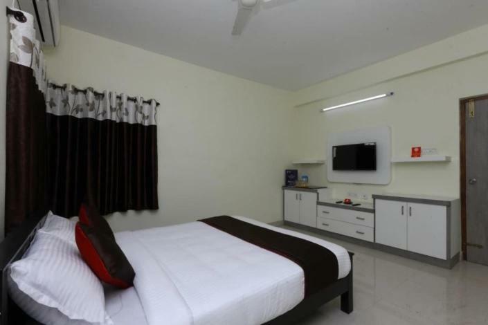 The Posh Residency, Ecr Bed & Breakfast Chennai Dış mekan fotoğraf