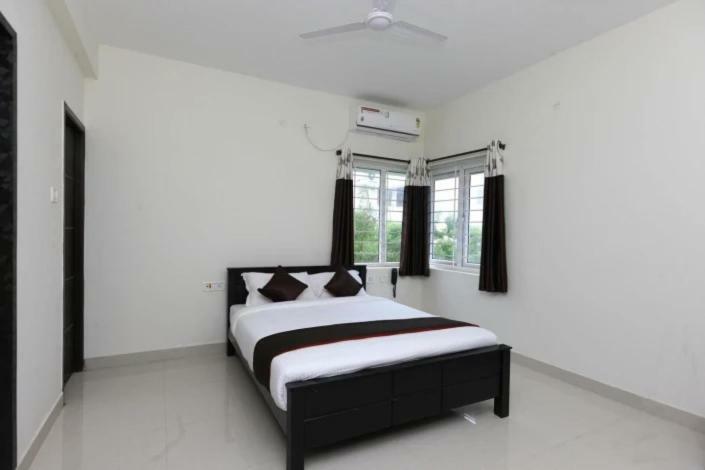 The Posh Residency, Ecr Bed & Breakfast Chennai Dış mekan fotoğraf